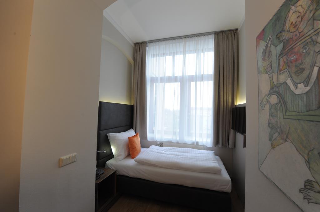 Eee Hotel Perg Ruang foto