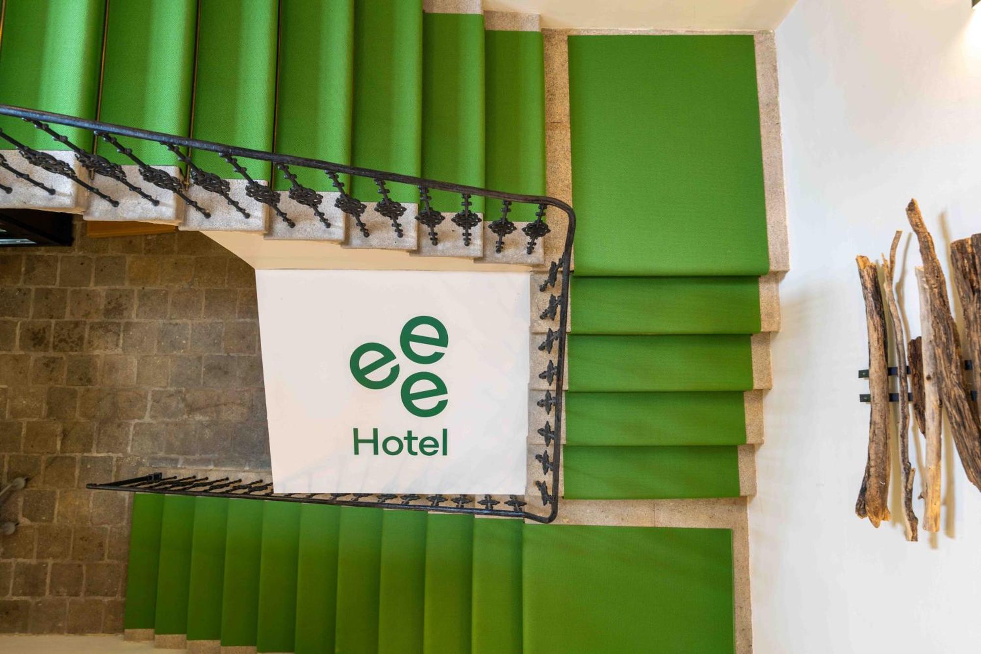 Eee Hotel Perg Bagian luar foto